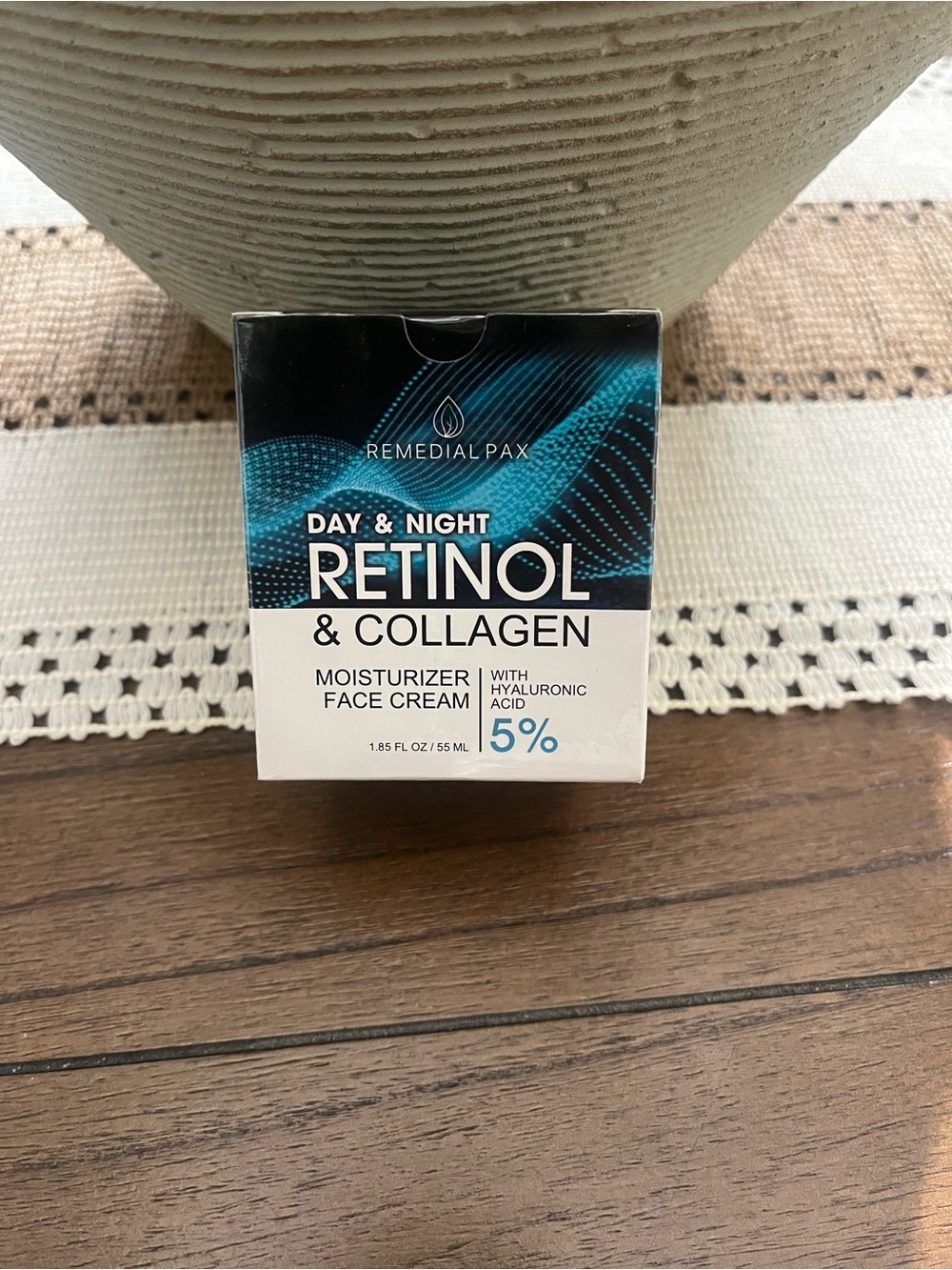 Amazon Retinol & Collagen Moisturizer Face Cream - White/Blue/Black